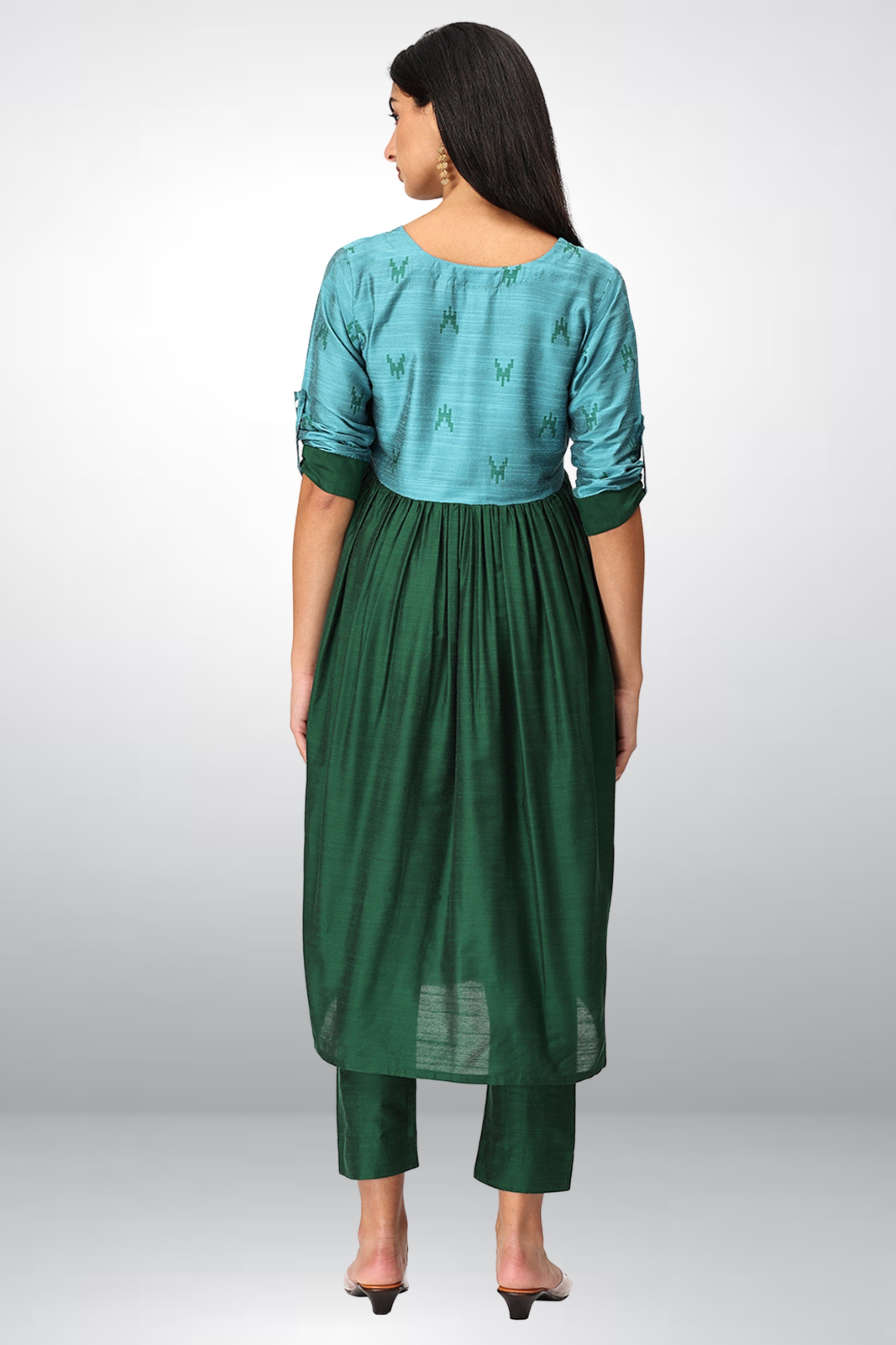 INAKSHINI Flared Green Kurti Set