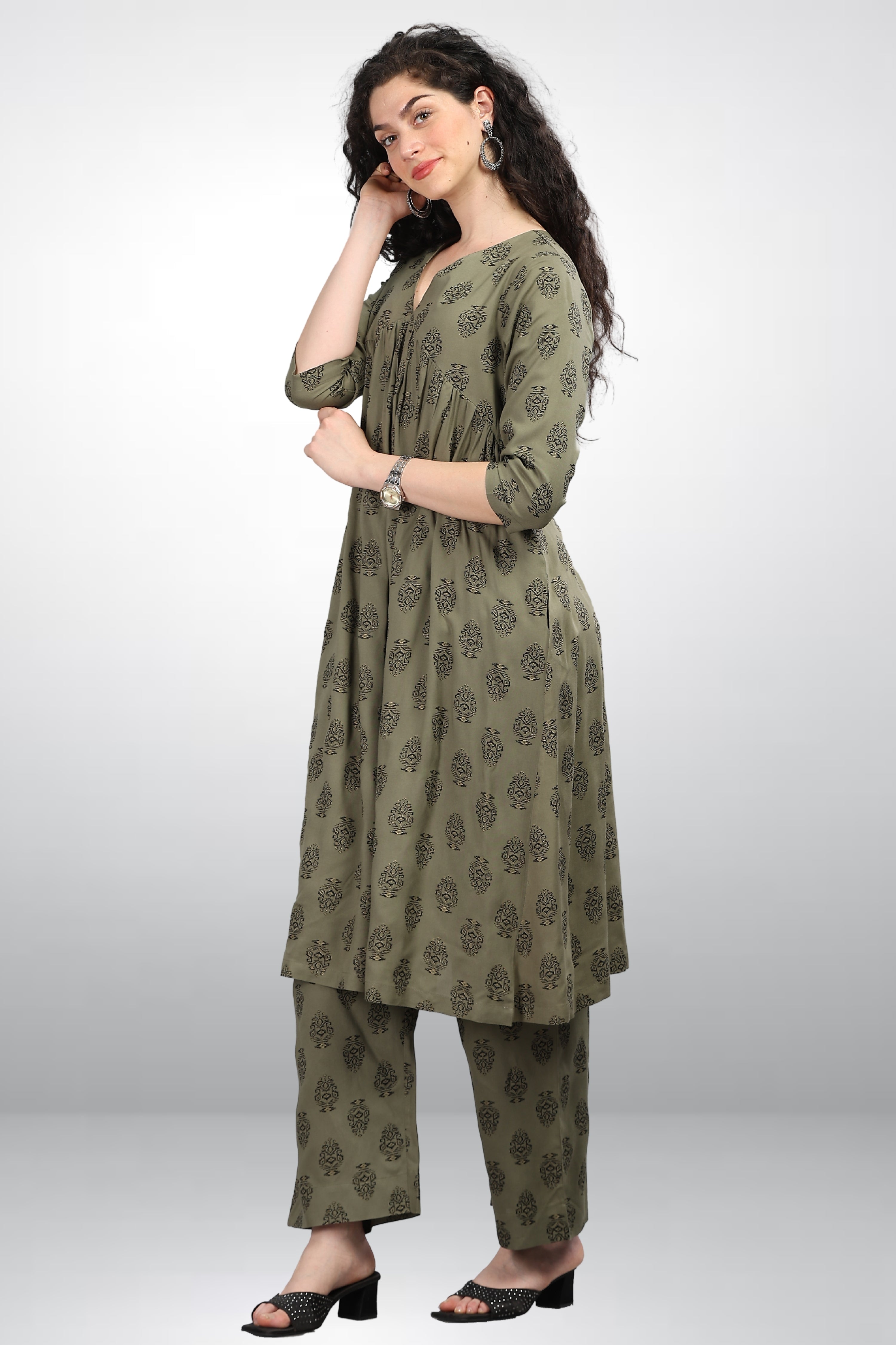 INAKSHINI Olive Printed Flared Kurti Set