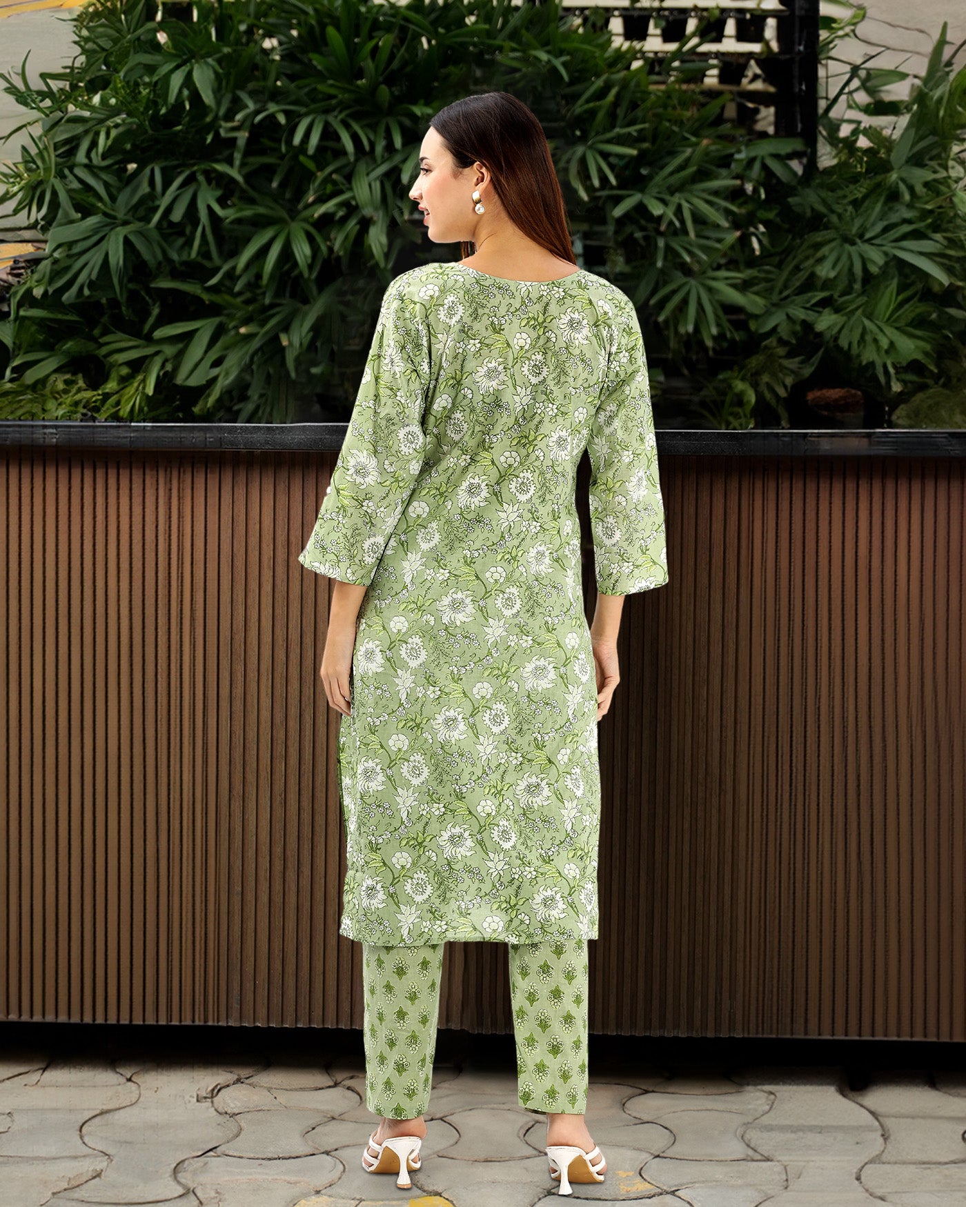 OJASWITA Green Kurti Set