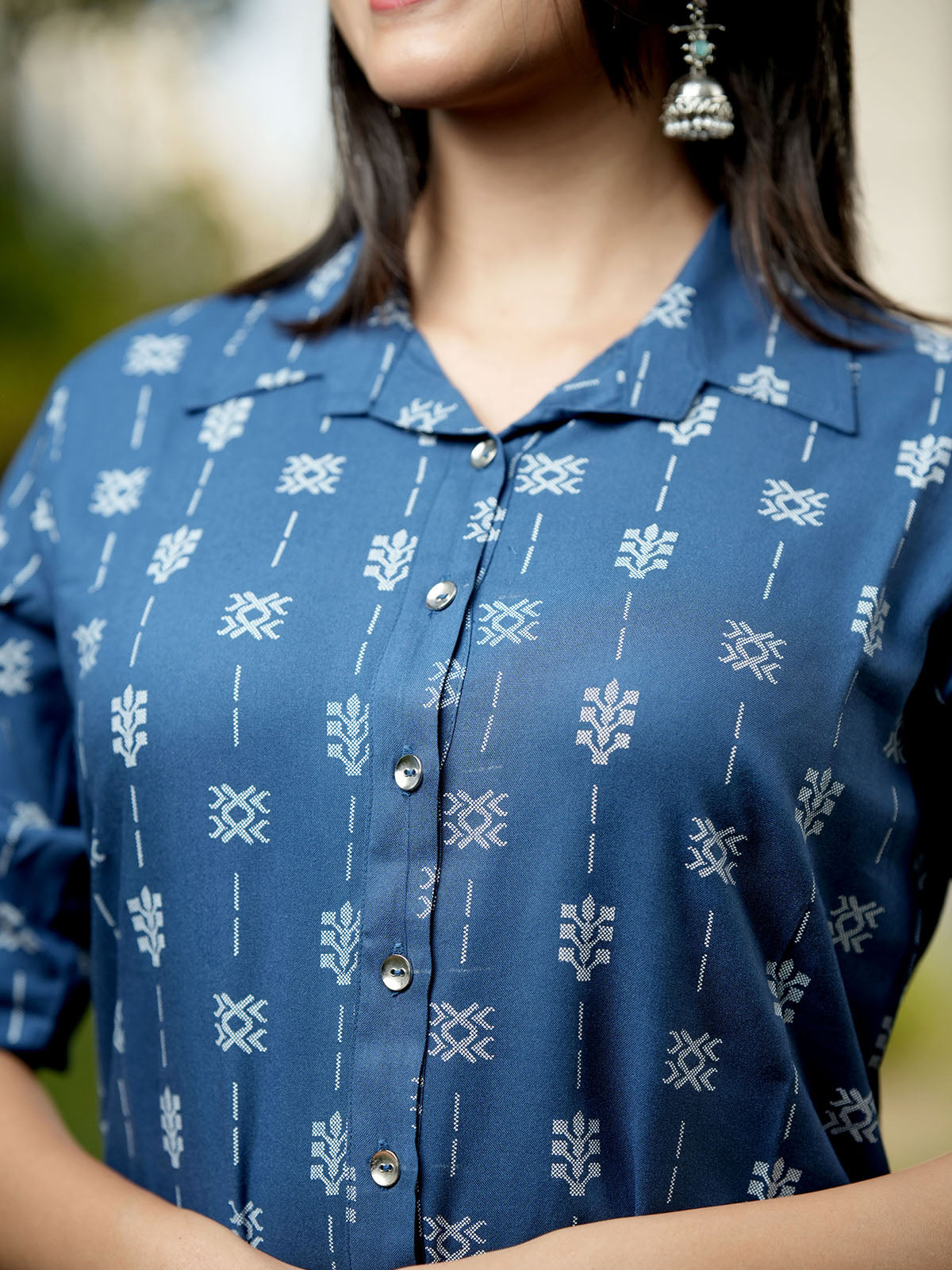 INAKSHINI Geometrical Navy Kurti Set