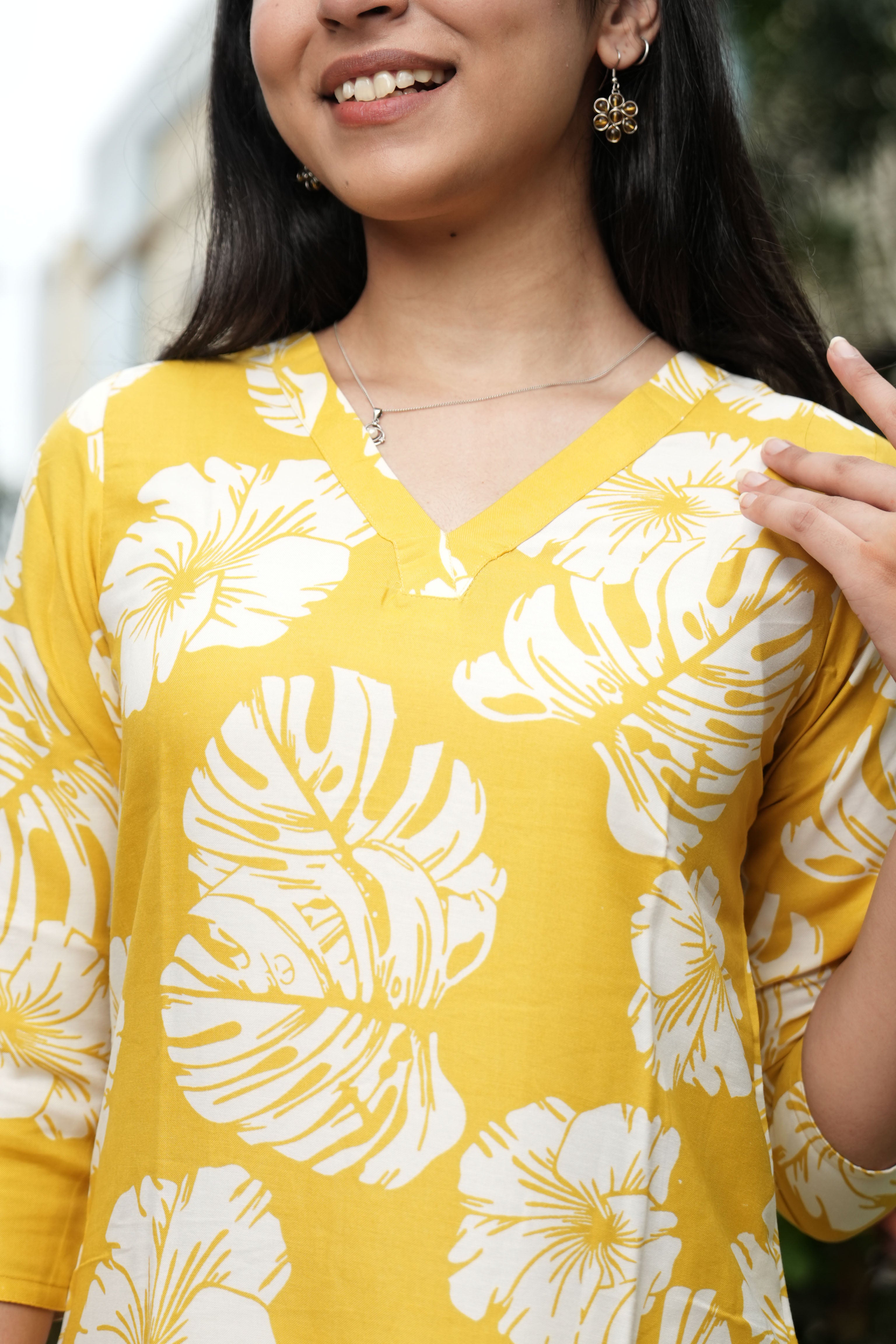 OJASWITA Yellow & White Kurti
