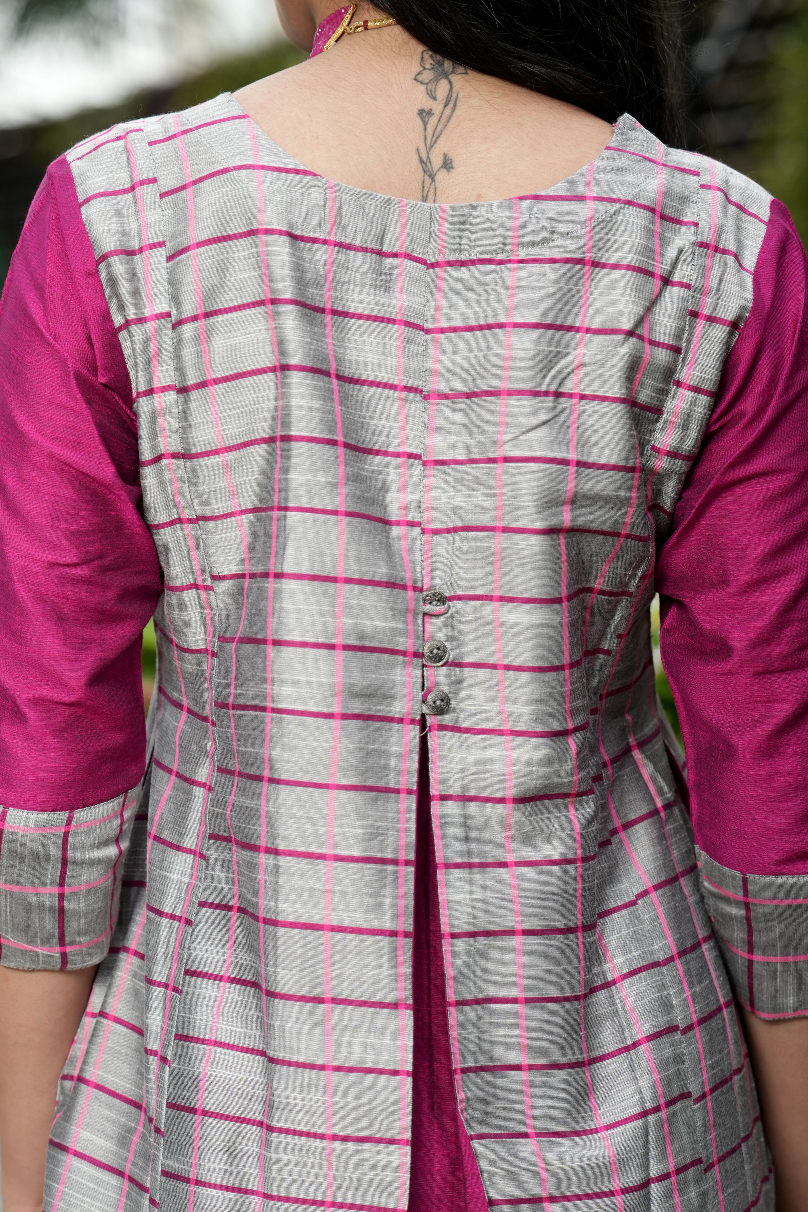 INAKSHINI Flared Silver & Pink Kurti Set