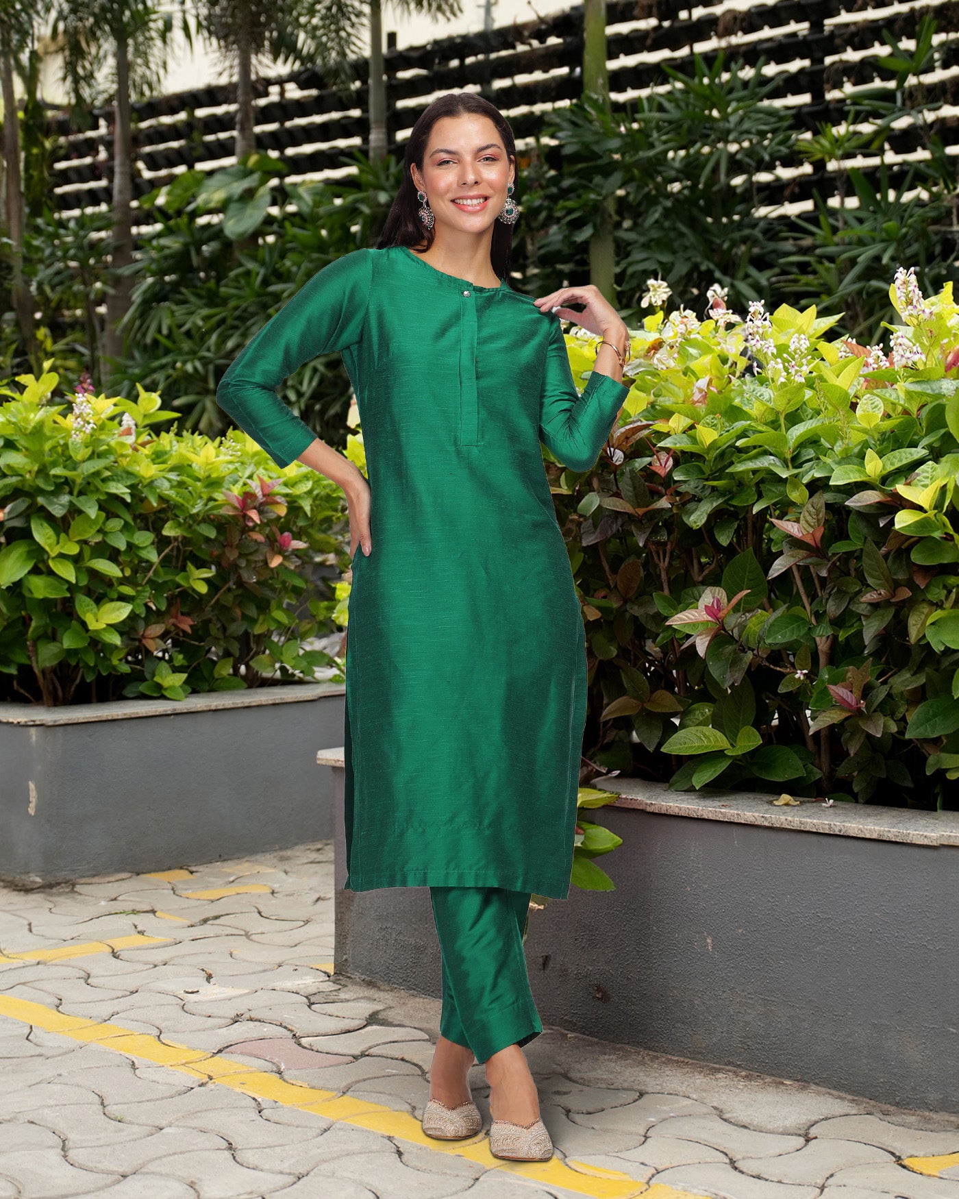 INAKSHINI Emerald Green Double Placket Kurti Set