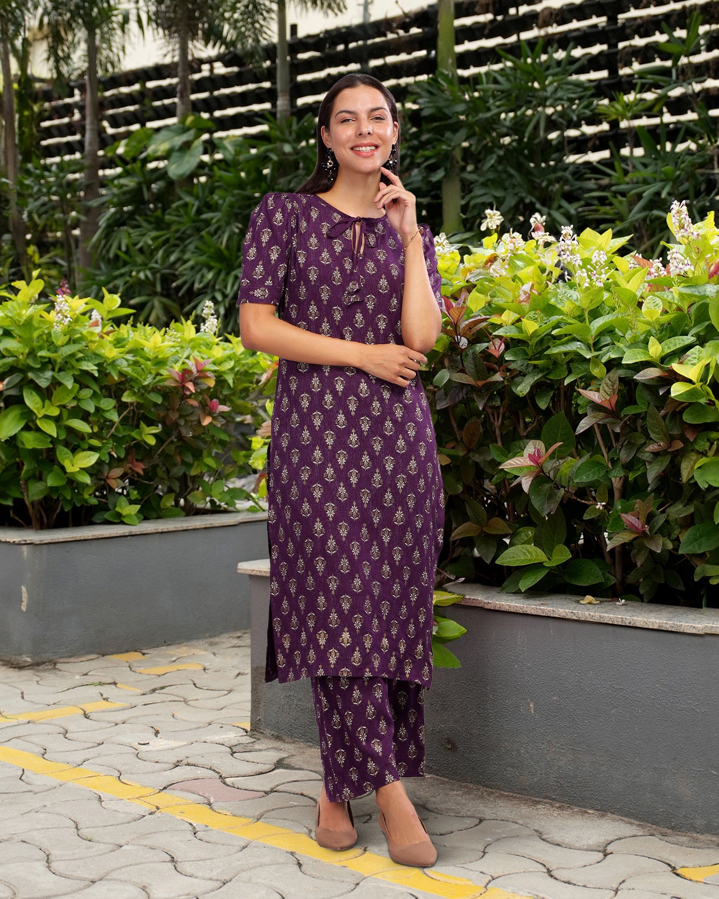 INAKSHINI Purple Foil print Kurti Set
