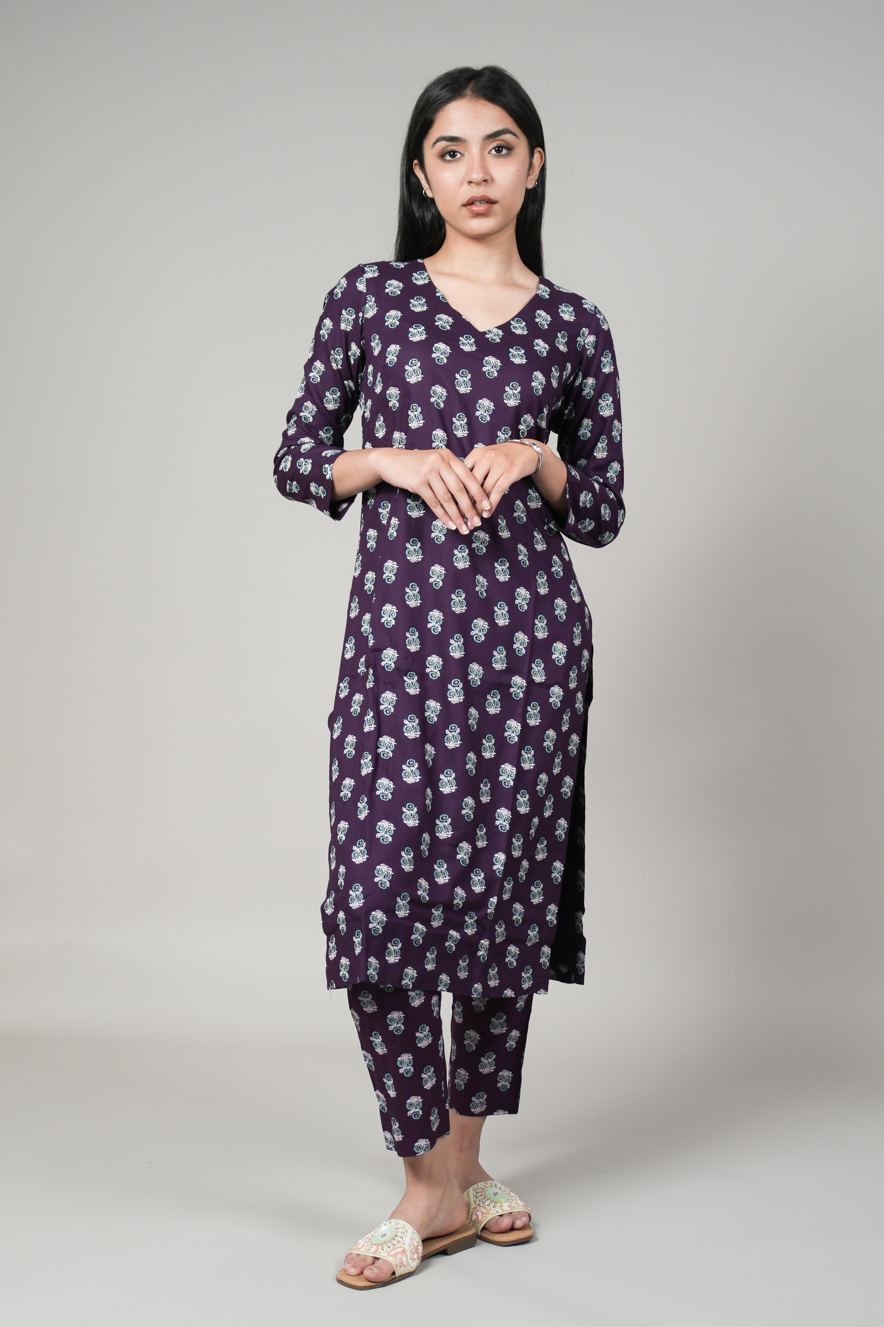 INAKSHINI Purple printed Kurta with Straight Pant | Kurti Set for Woman