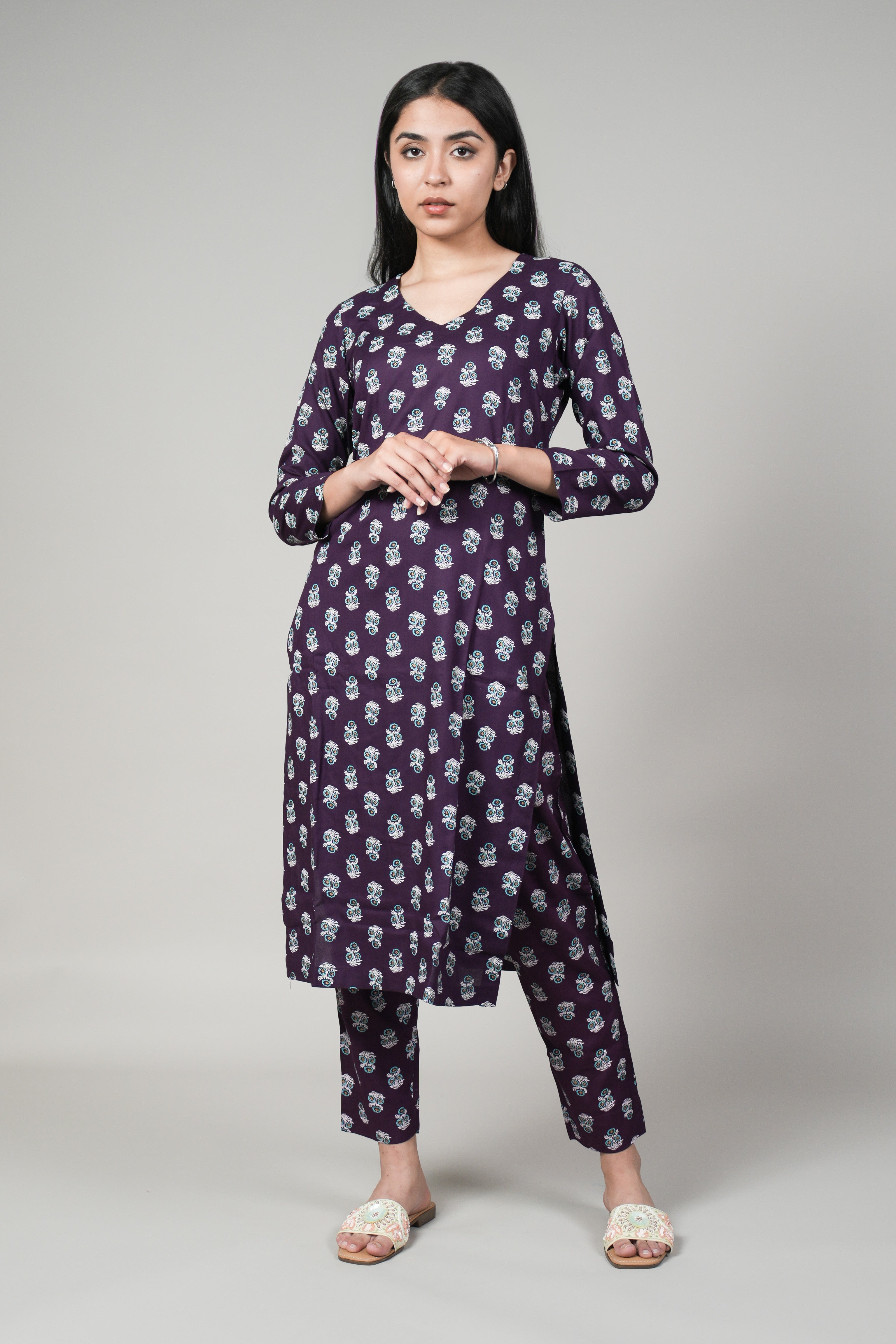 INAKSHINI Purple printed Kurta with Straight Pant | Kurti Set for Woman