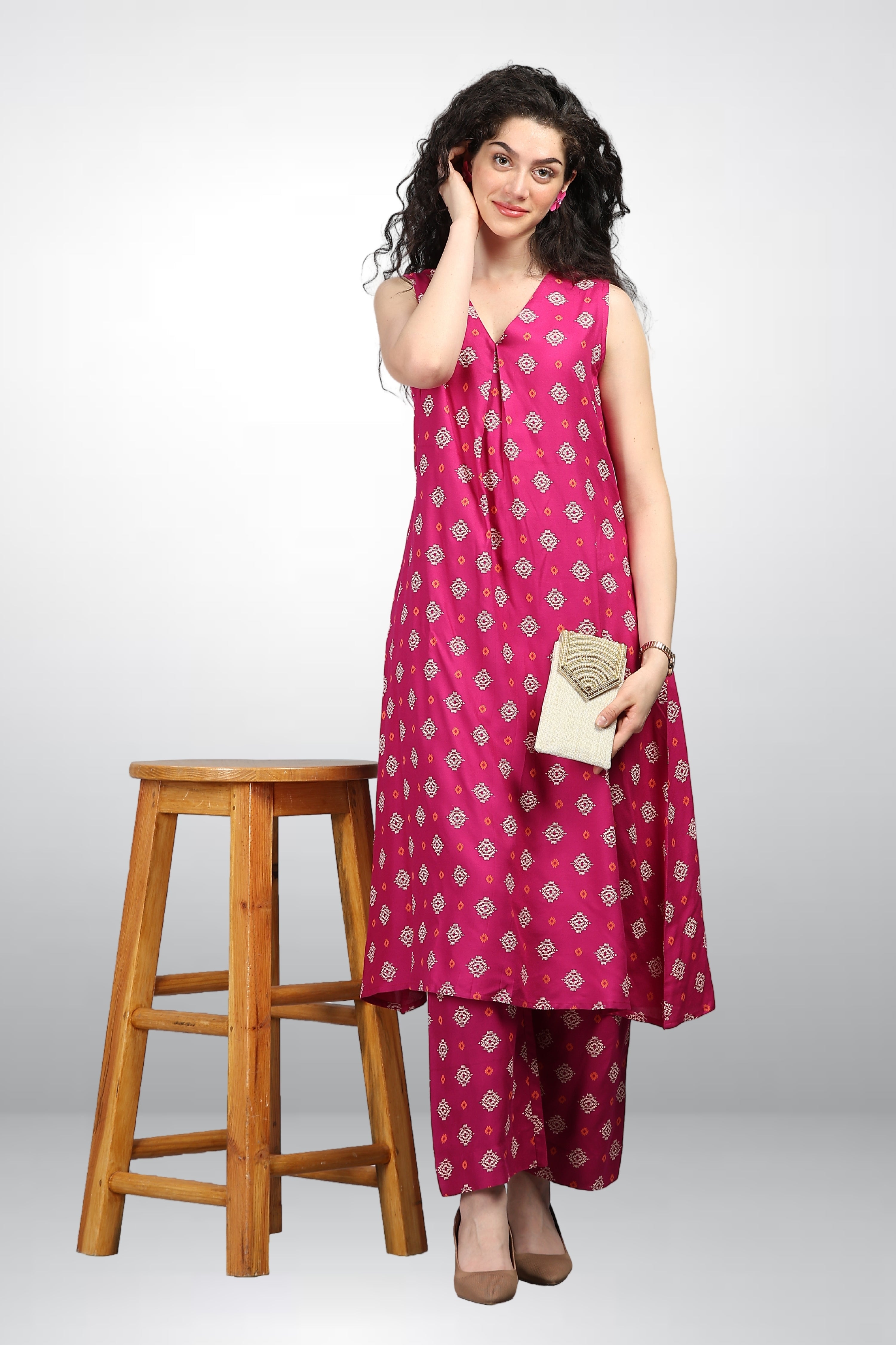 INAKSHINI Flared Magenta Kurti Set