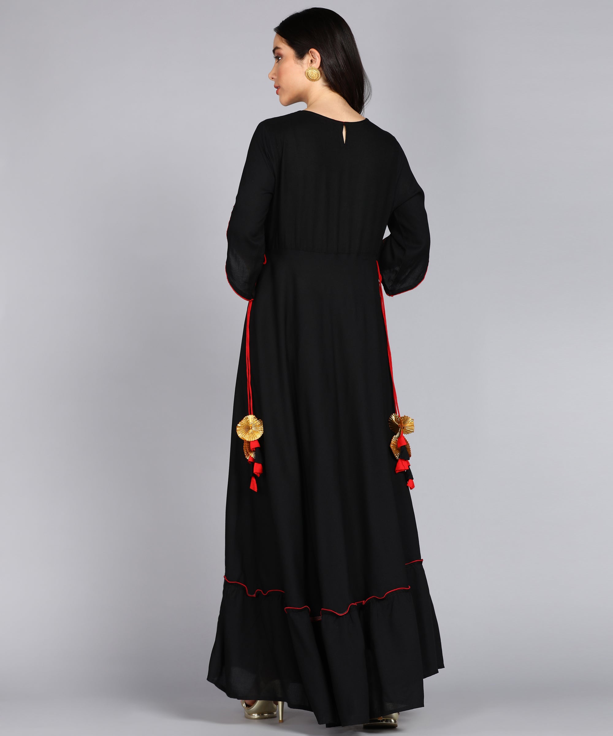 OJASWITA Black Solid Gown