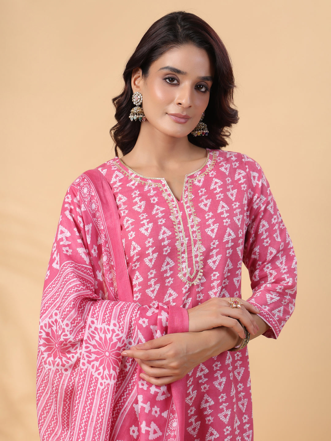 OJASWITA Pink Geometrical Print Kurti Set with Duppata