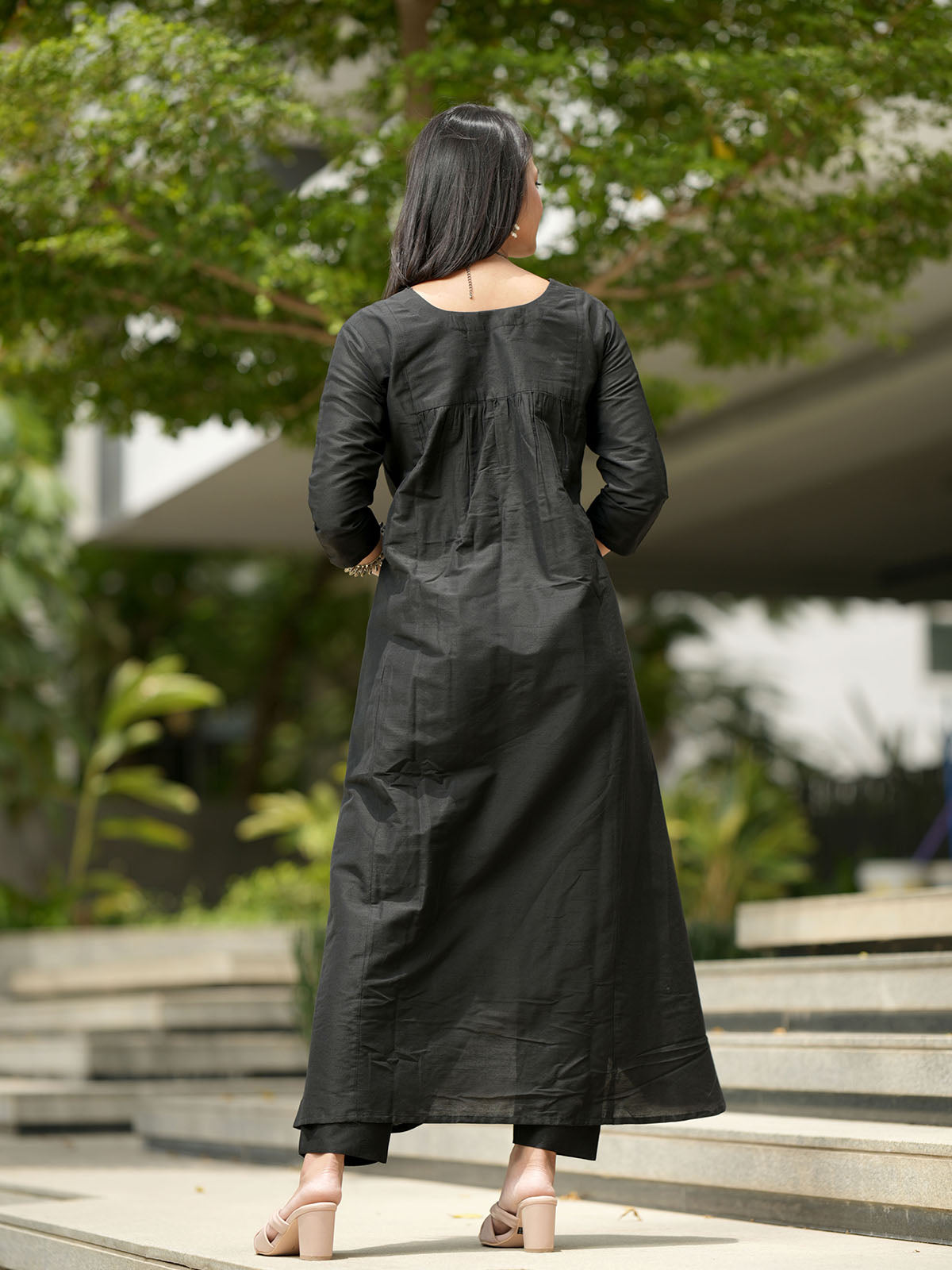 INAKSHINI Asymmetrical Solid Black Kurti Set