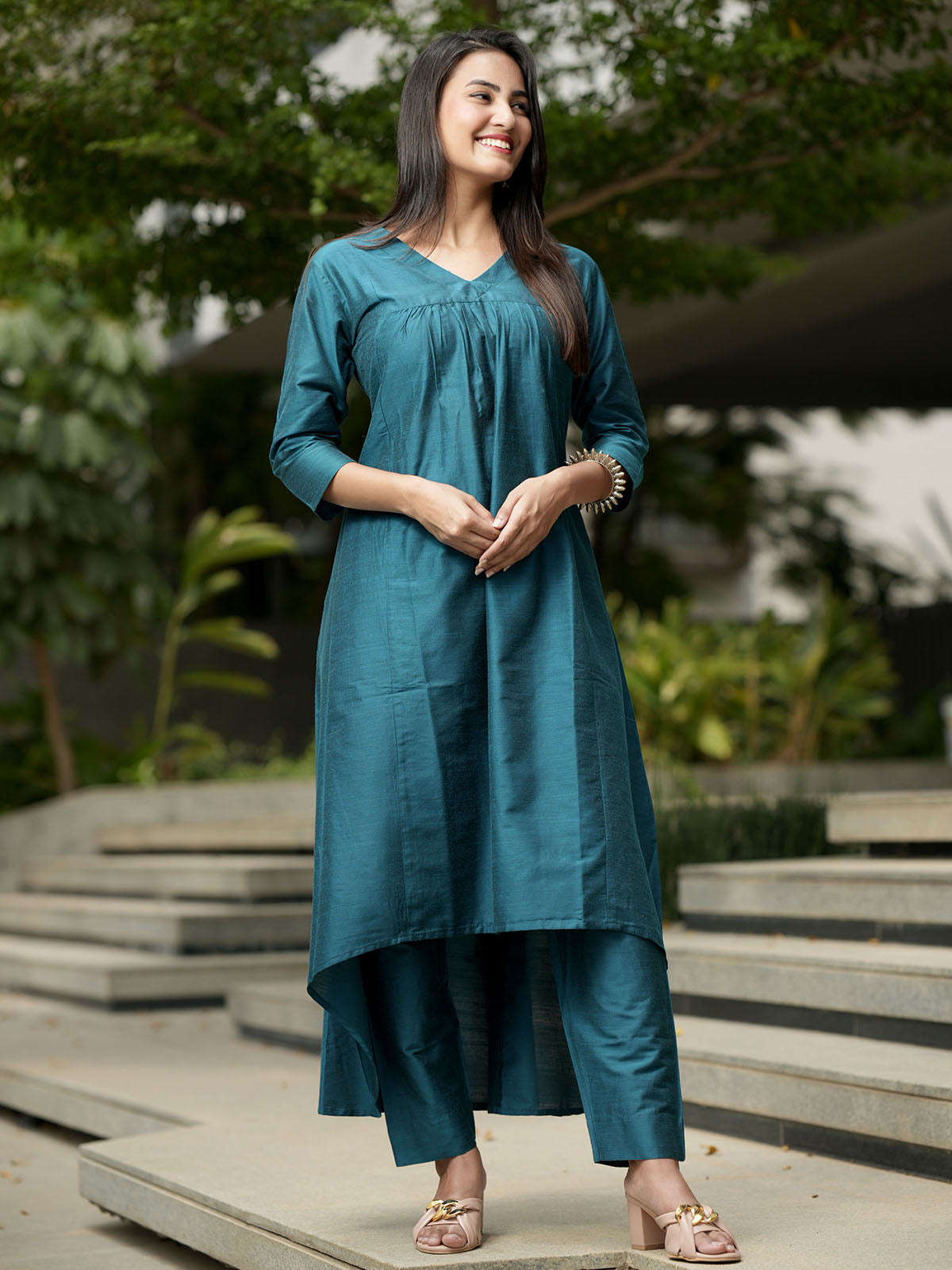 INAKSHINI Asymmetrical Solid Teal Green Kurti Set