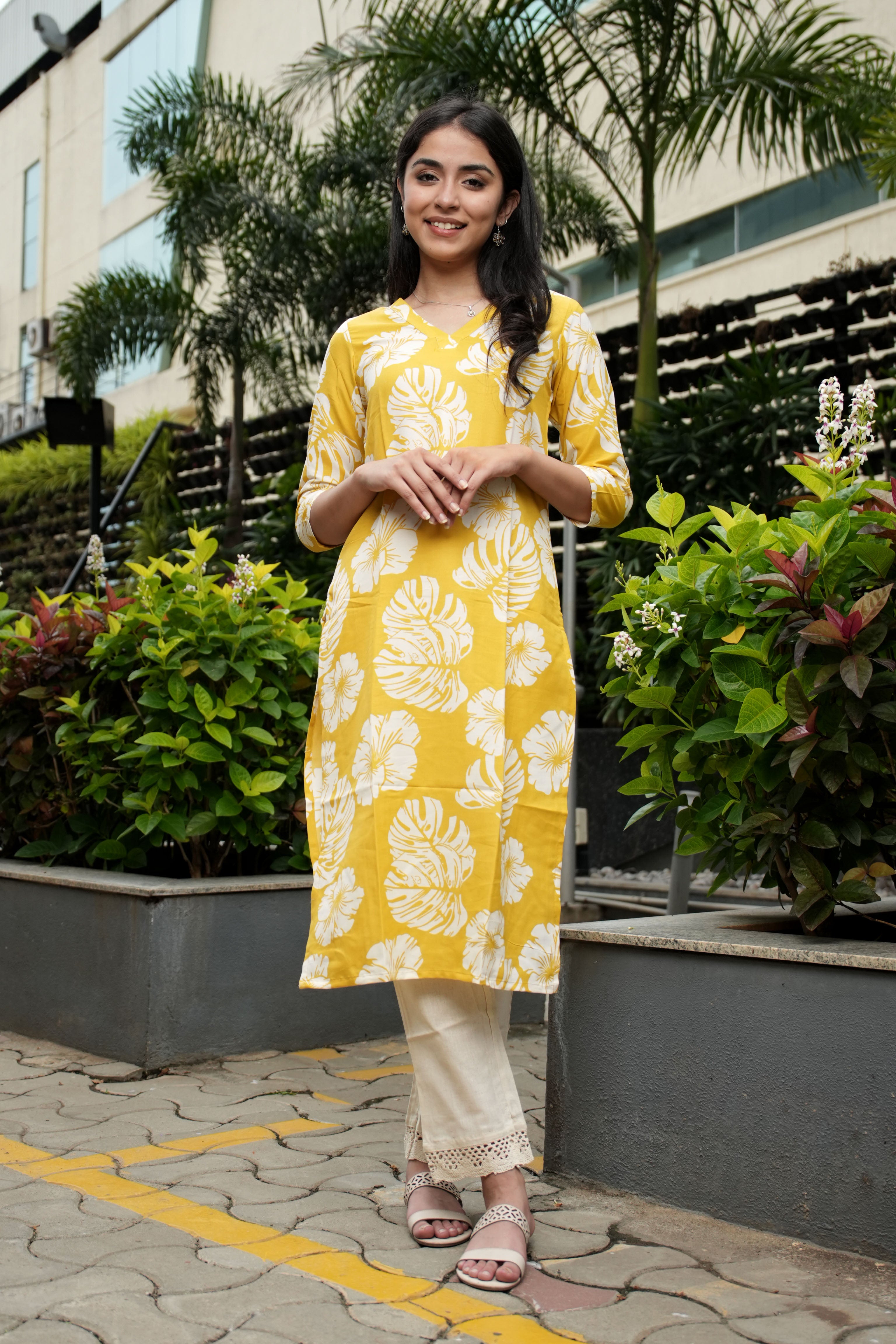 OJASWITA Yellow & White Kurti