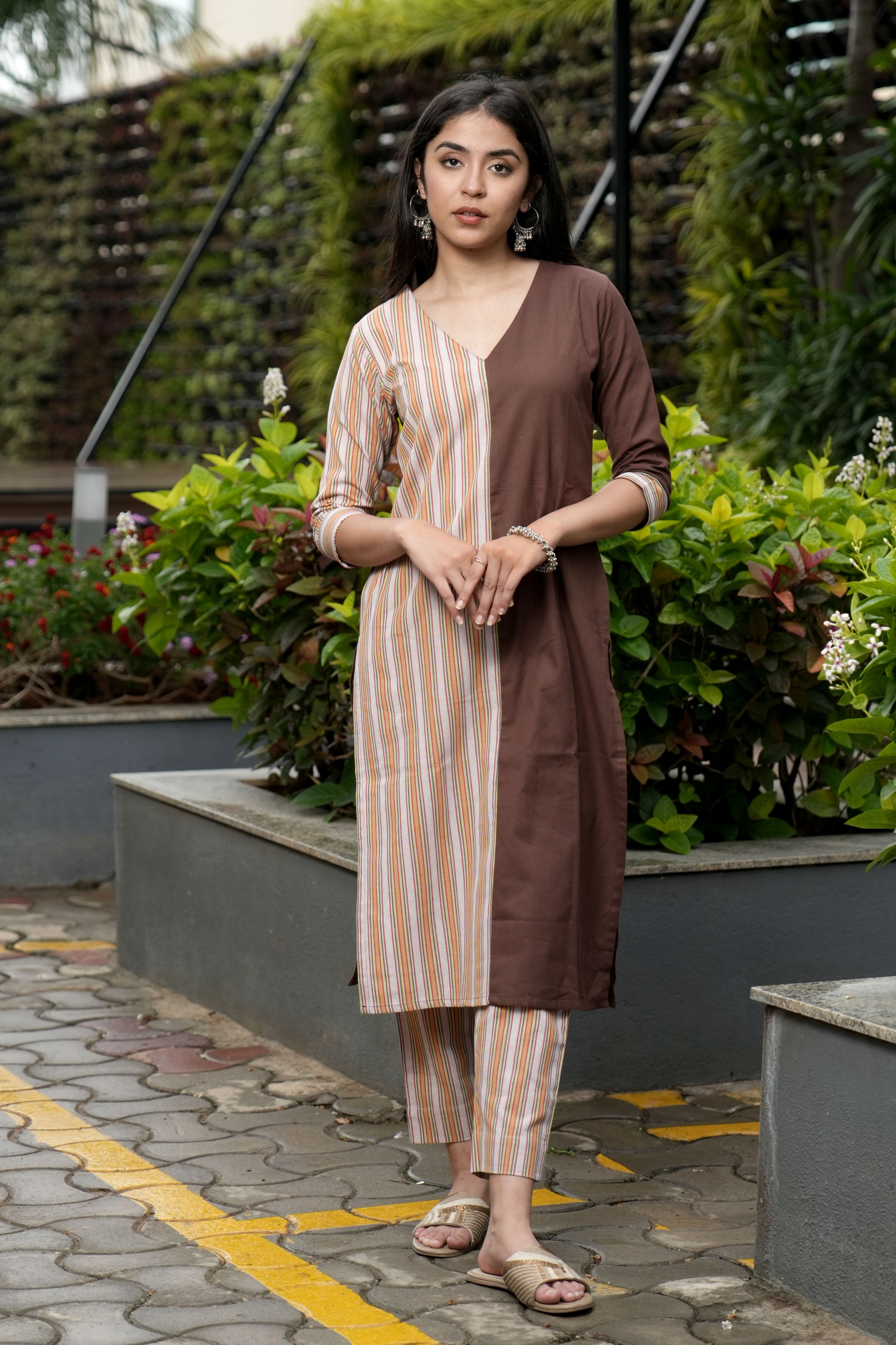 INAKSHINI Half & Half Brown Kurti Set