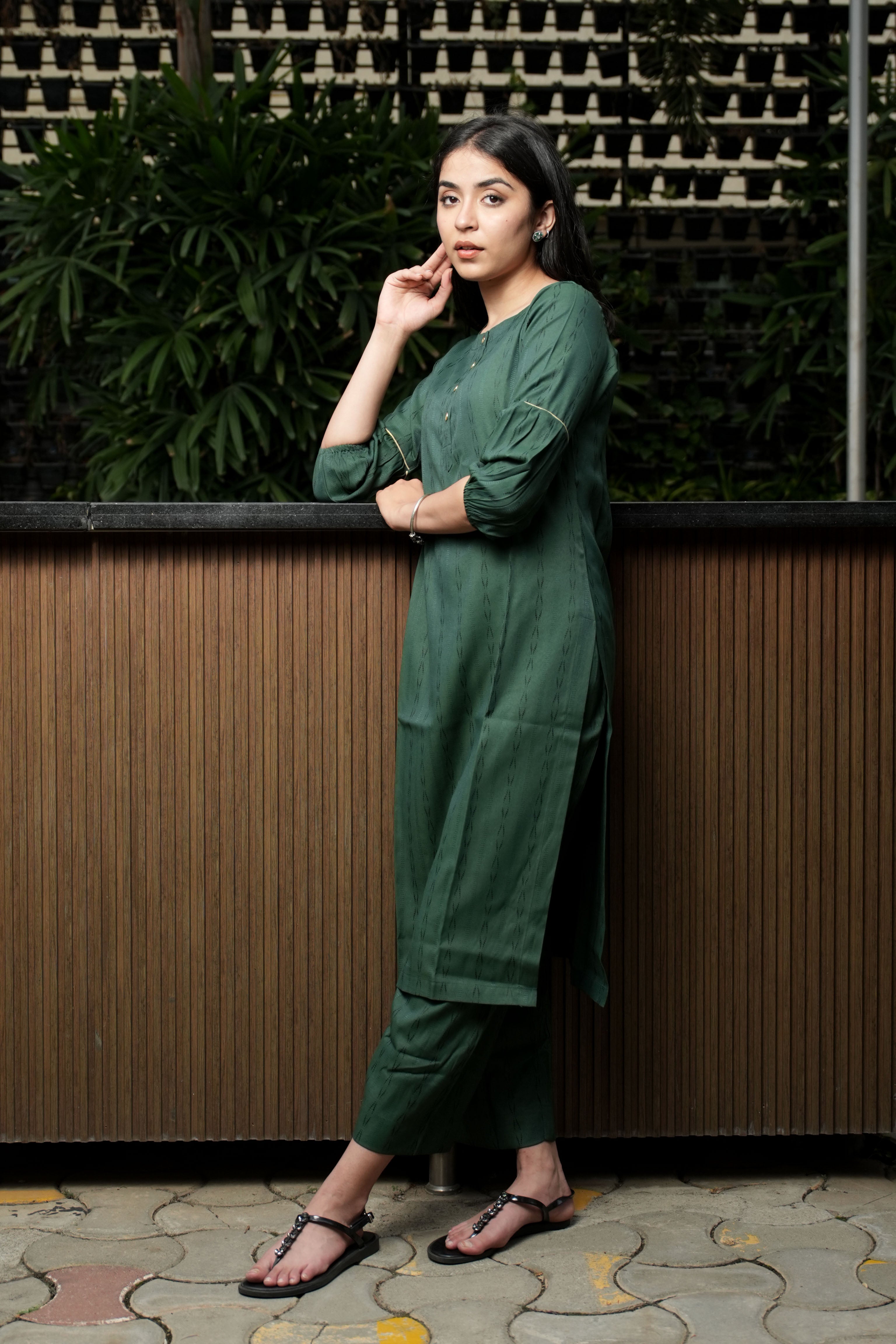 INAKSHINI Emerald Green Double Placket Kurta with Straight Pant