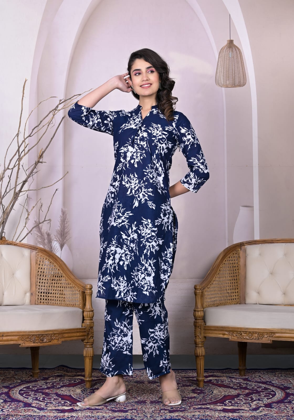 OJASWITA Blue & White Floral print kurti set