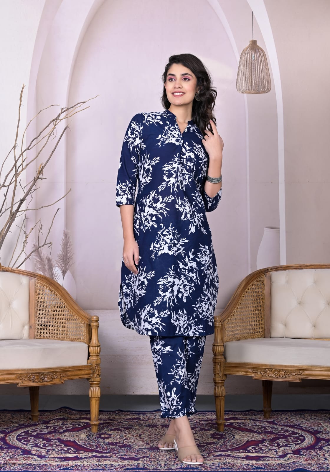 OJASWITA Blue & White Floral print kurti set