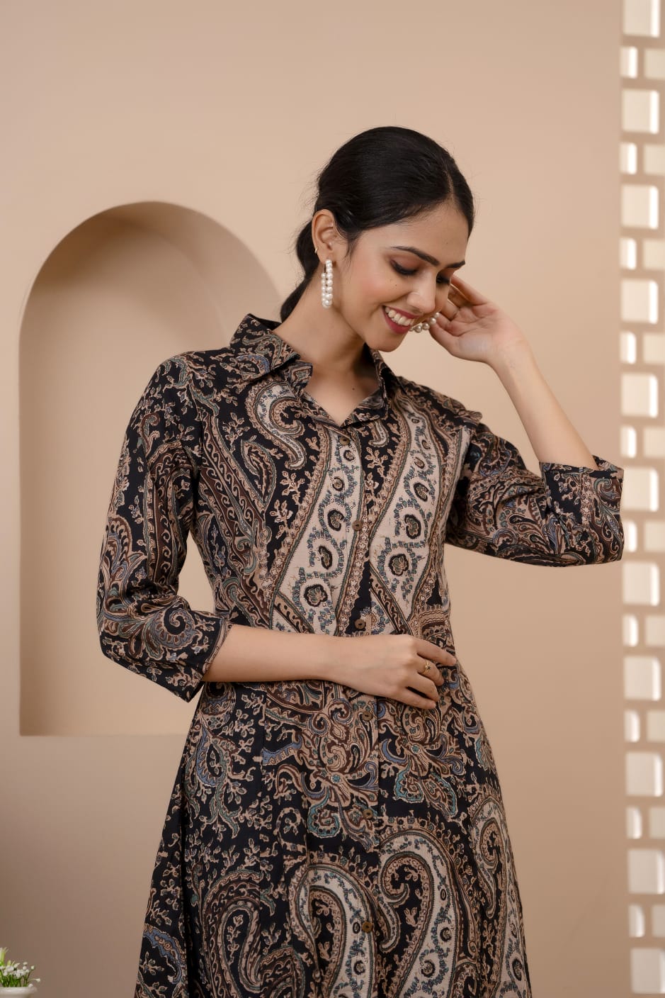 OJASWITA Brown Paisley printed Kurti set