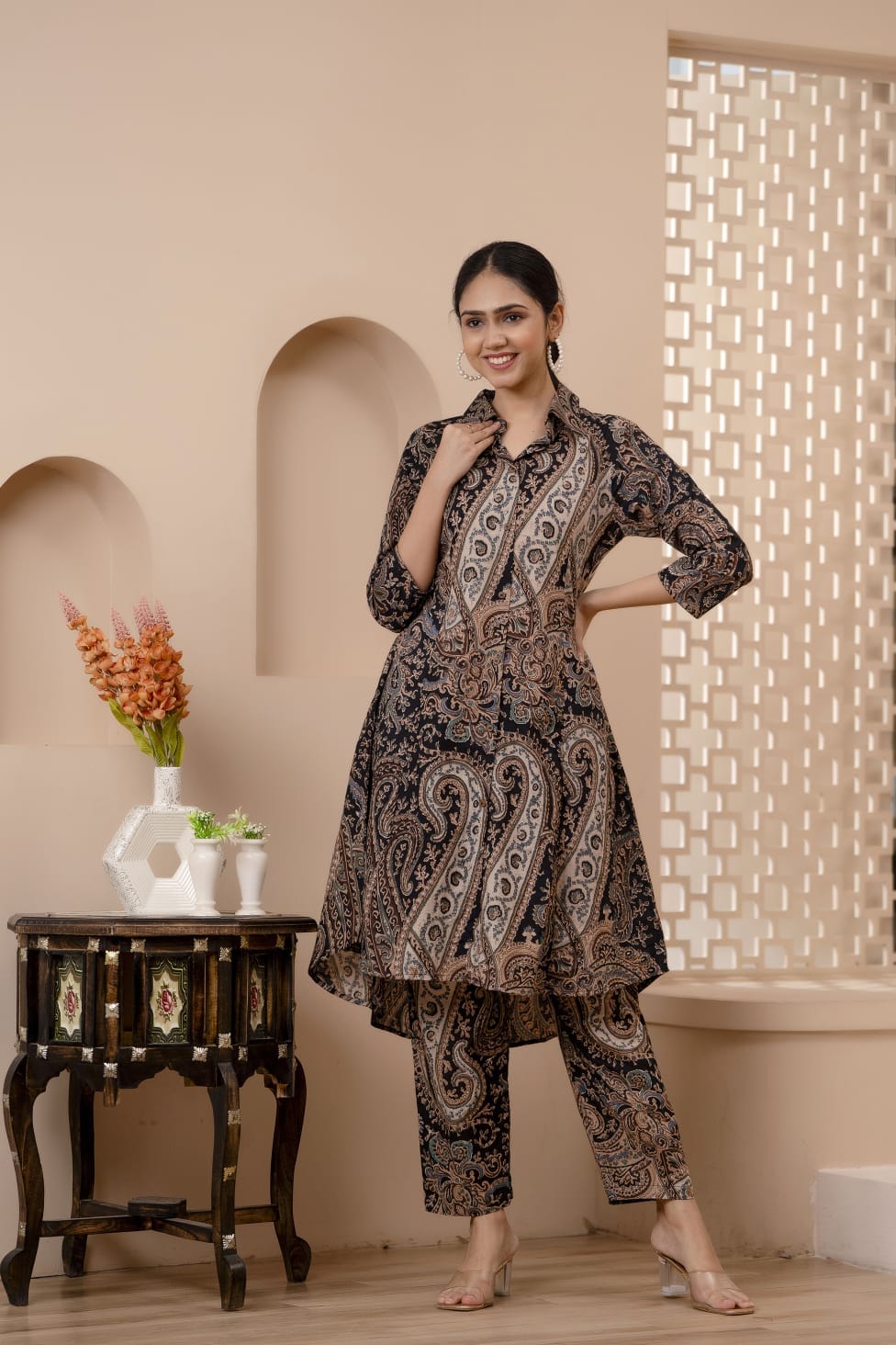 OJASWITA Brown Paisley printed Kurti set