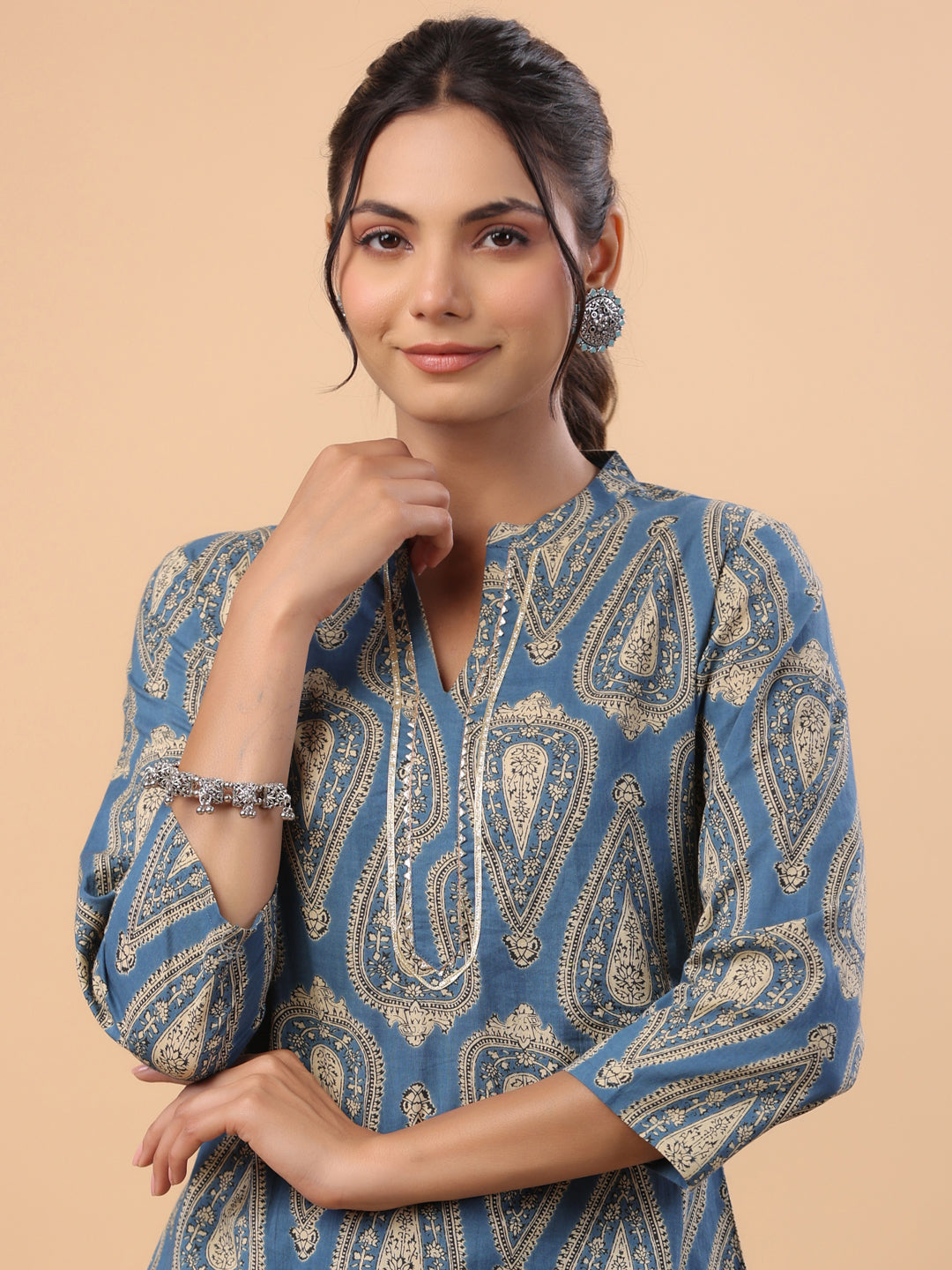 OJASWITA Blue Motif Print Kurti Set