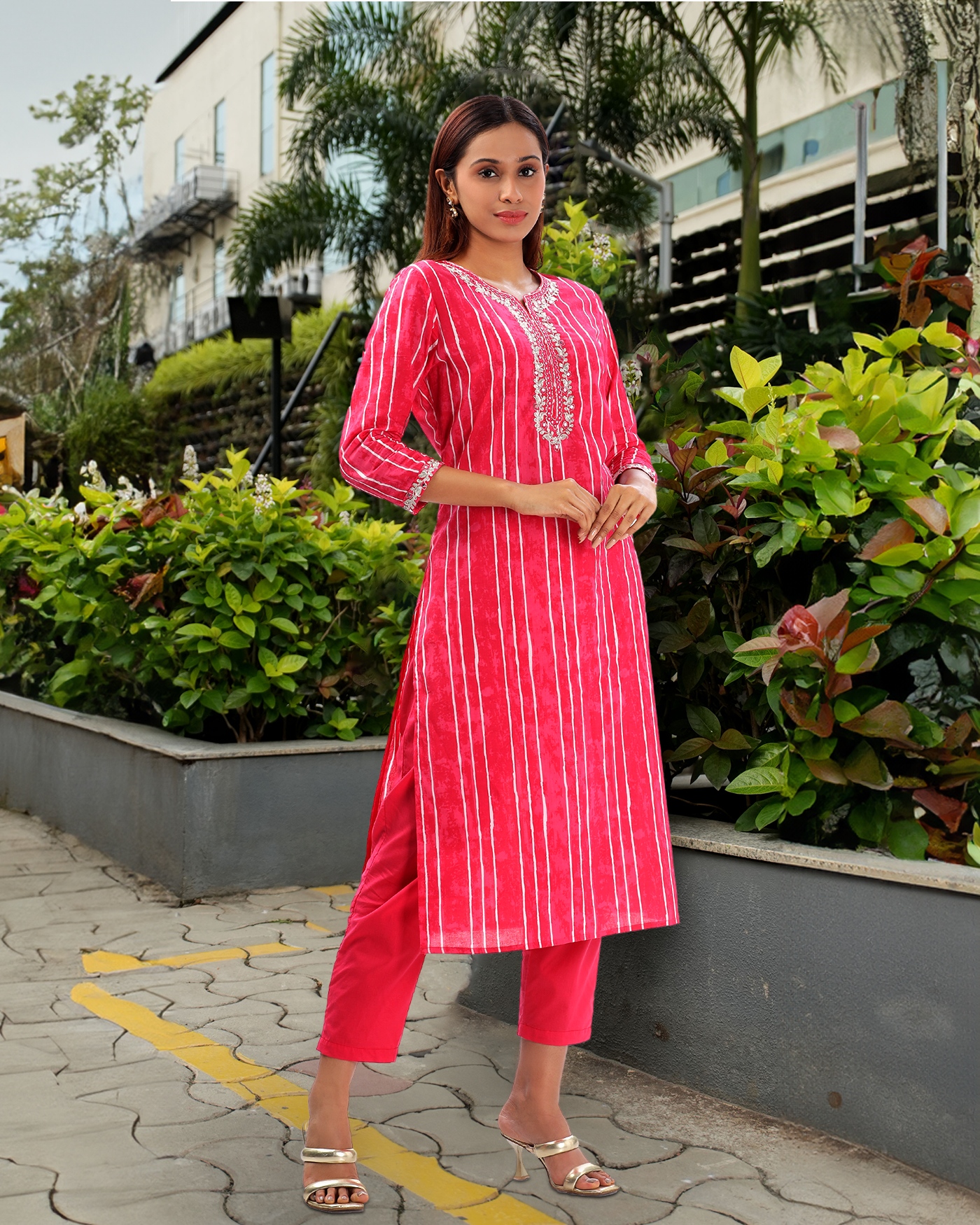 OJASWITA Pink Kurti Set