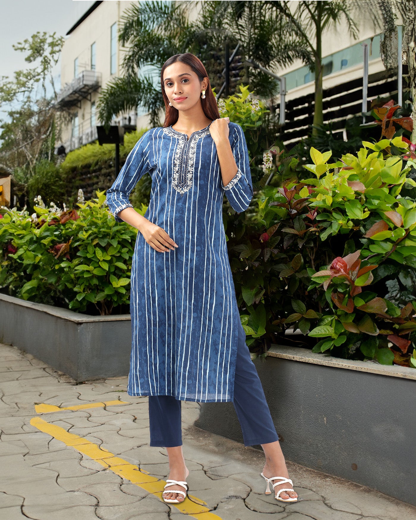 OJASWITA Blue Kurti Set