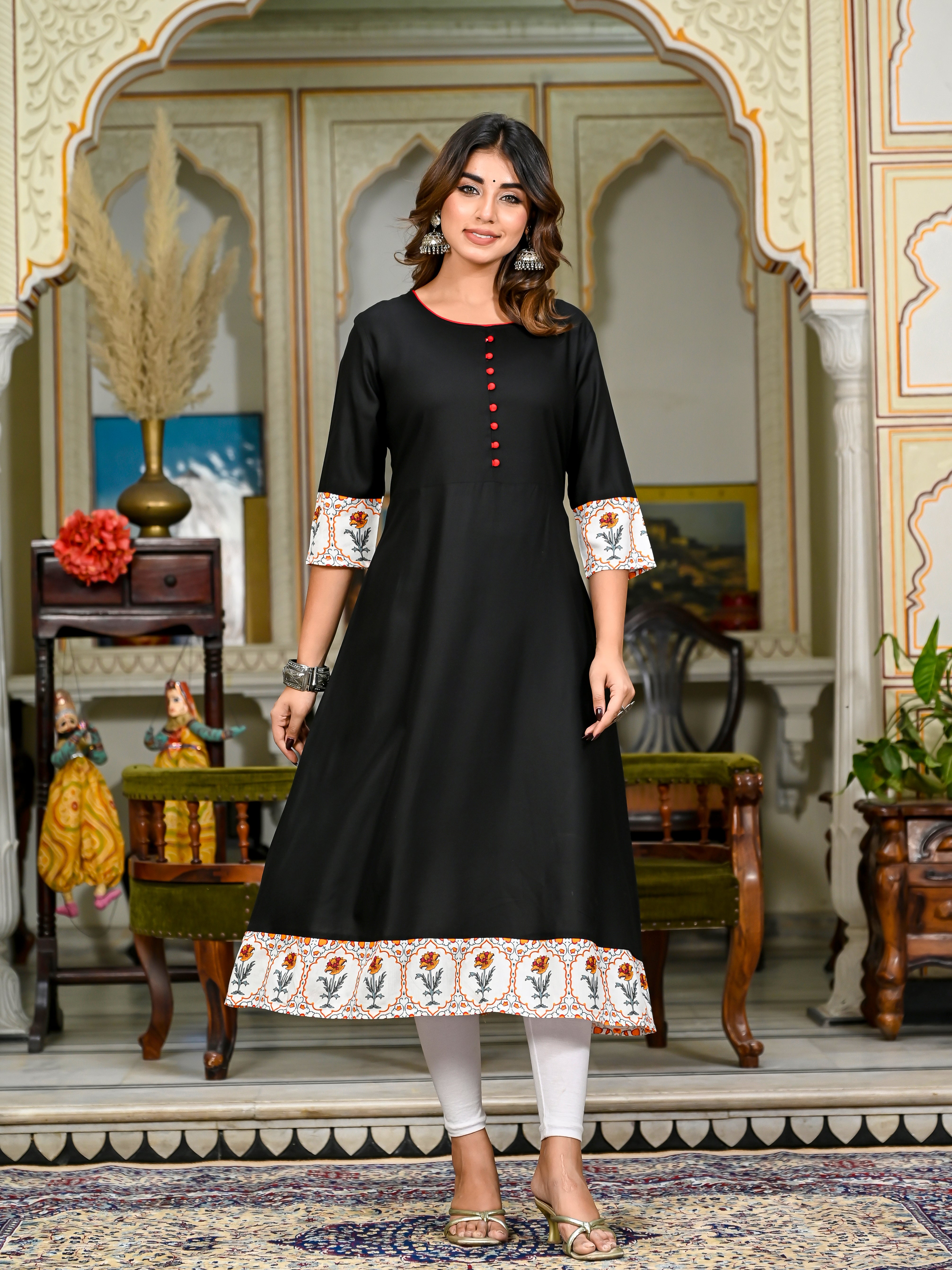 OJASWITA Black Solid Kurti