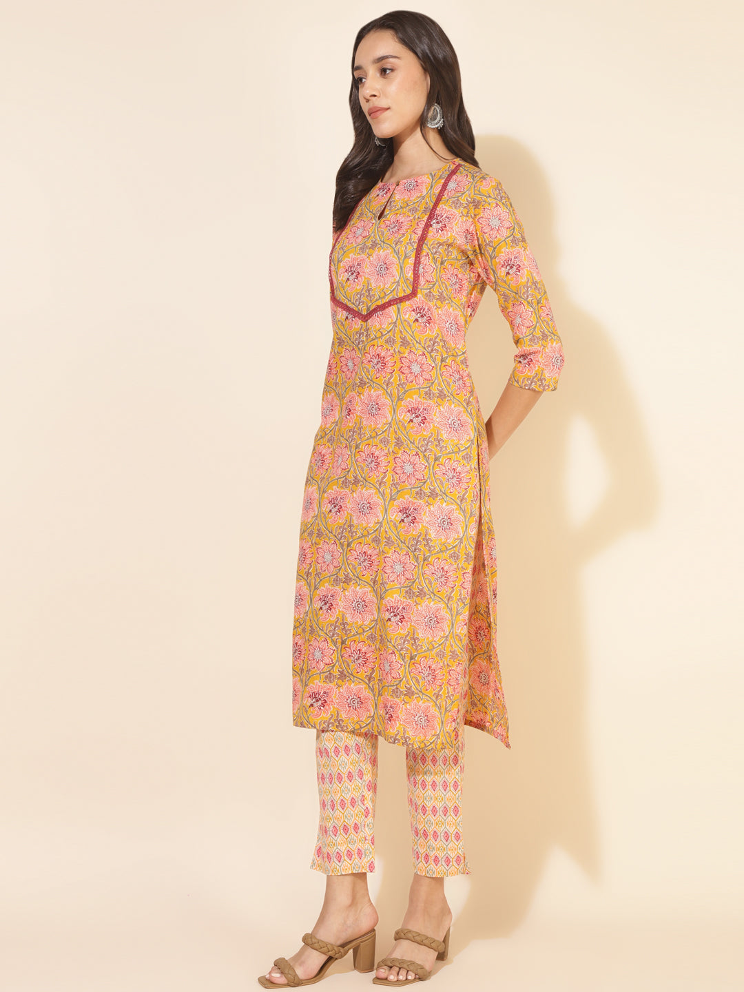 OJASWITA Yellow Floral Print Kurti Set